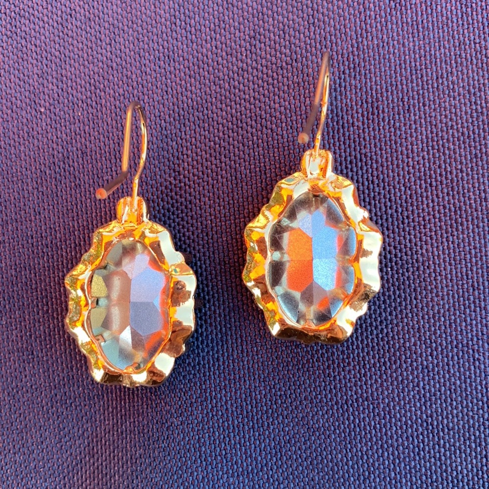 🚨SOLD ELSEWHERE!🚨Pretty Oval Blue Faux Stone Drop Earrings - Picture 3 of 4